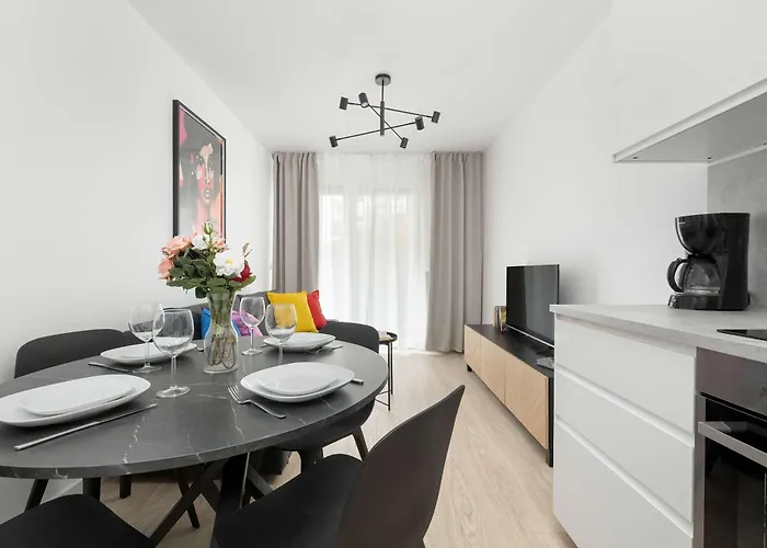 Appartement Stylish For 4 People With Underground Parking By Renters *