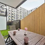 Lejlighed Stylish For 4 People With Underground Parking By Renters *