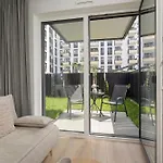 Διαμέρισμα Stylish For 4 People With Underground Parking By Renters *