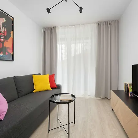 Lejlighed Stylish For 4 People With Underground Parking By Renters *