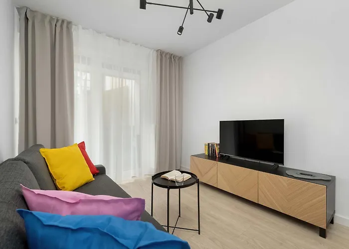 Stylish For 4 People With Underground Parking By Renters Wrocław