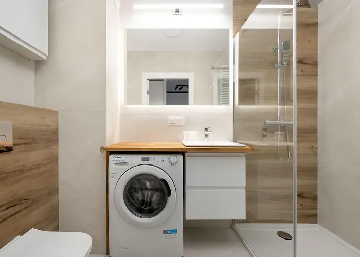 Apartman Stylish For 4 People With Underground Parking By Renters Wrocław